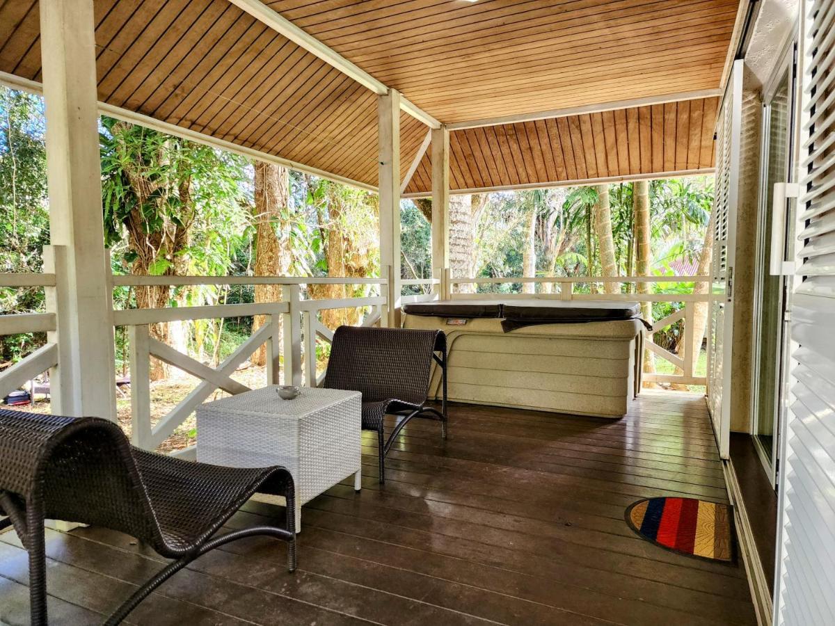 Evasion Bungalow D'Antan Spa Sarraméa Exteriör bild